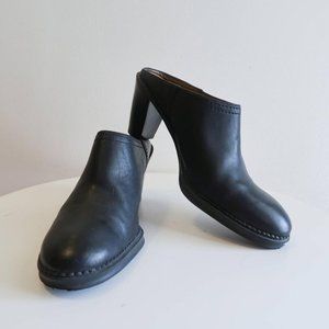 Black leather mule clog booties by Aerosoles sz. 6